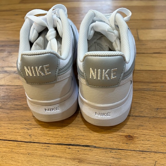 Nike Court Vision Alta - Picture 7 of 9